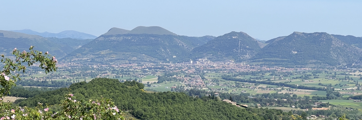 Landschaft Blick auf Gubbio